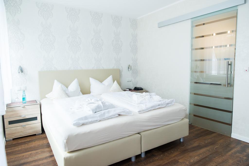 Piepers Landidyll Hotel Bad Laer Luaran gambar